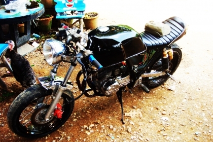 Clubman 250 ปี 1983 (2 คาบู 2 คอท่อ)  มีใบอินวอย และ พรบ. สภาพพร้อมใช้งาน