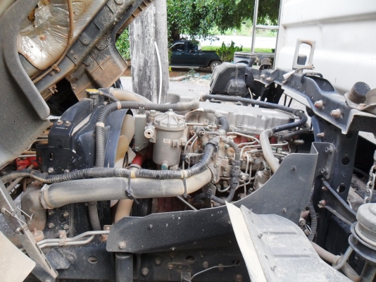 ขายดาวน์รถบรรทุก 6 ล้อดั้มกลาง