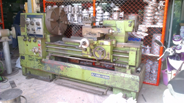 Sell> Lathe แท่นกลึงมือสอง ICOCA รุ่นหนัก 560x1000 4 เพลาเด้ง รูเพลา 4" นิ้ว รอบช้าสุด 15 rpm. 4 จับ 24" นิ้ว 210,000-