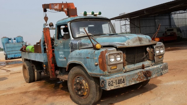 ขายรถยกติดเครน