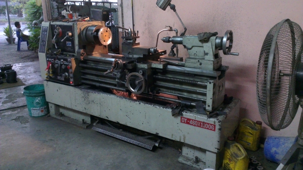 Sell> ขายแท่นกลึง 7 ฟุต 460x1100 4 เพลาเด้ง มีเบลค กลึงเกลียวนิ้ว-มิล ไม่ต้องเปลี่ยนเฟืองครับ ตัวนี้มาครบ จัดเต็มครับ