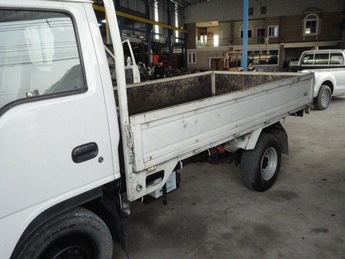 ขายรถบรรทุก4ล้อ(ประกอบใช้งานน้อย)