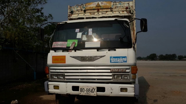 ขายรถสิบล้อหัวสามใบปัด