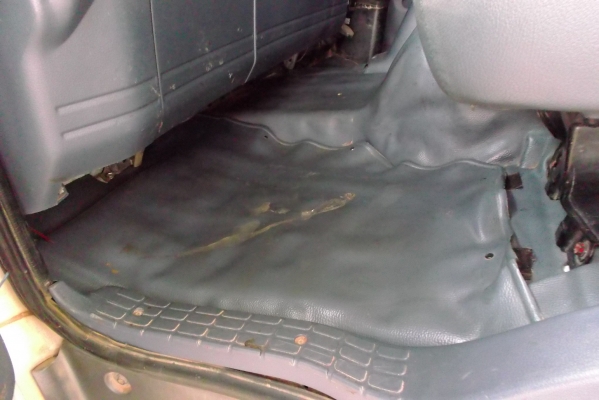 ขายด่วนรถ6ล้อHINOMAGAFC4Jเครือง150แรงม้าปี51