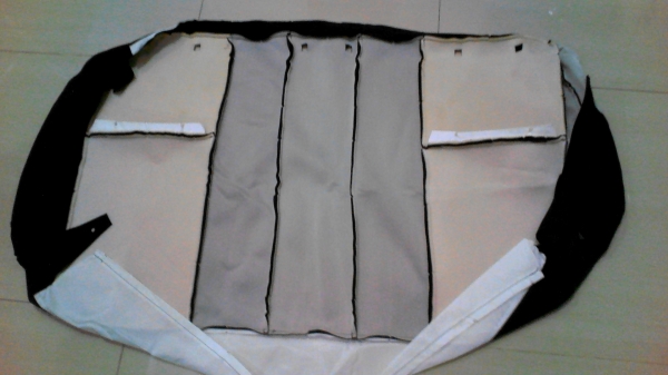 ขายผ้าหุ้มเบาะ แท้ๆ กำมะหยี่ สีดำ ถอดจากรถป้ายแดง vigo 4 ประตู ยังไม่เคยนั่ง 1000 บาท