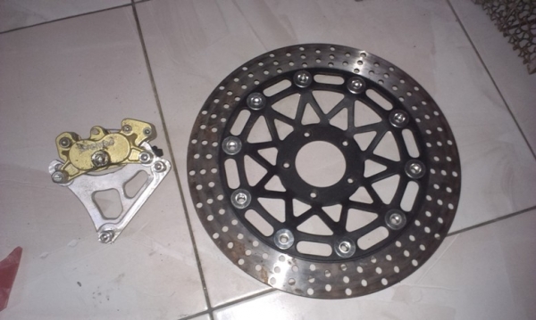 ขายของ 2-3 อย่ง ขายของ 2-3 อย่ง