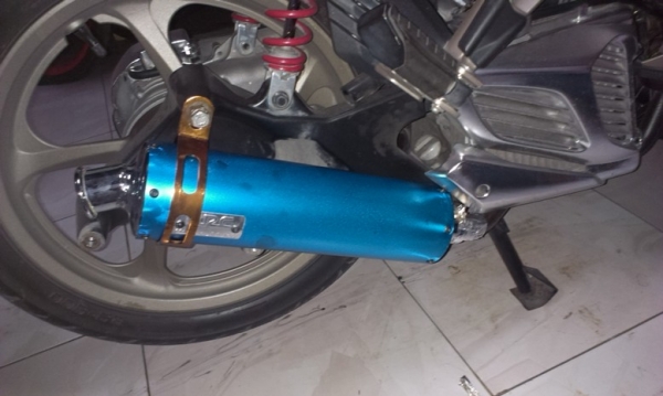 ขายของ 2-3 อย่ง ขายของ 2-3 อย่ง