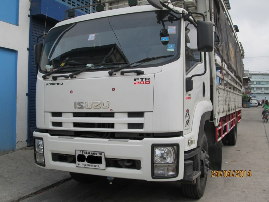 ISUZU-6ล้อ.240.ปี53กะบะคาร์โก้.7,20เมตร.สภาพสวยจัด.พร้อมใช้..ราคา1,290,000บ ISUZU-6ล้อ.240.ปี53กะบะคาร์โก้.7,20เมตร.สภาพสวยจัด.พร้อมใช้..ราคา1,290,000บ