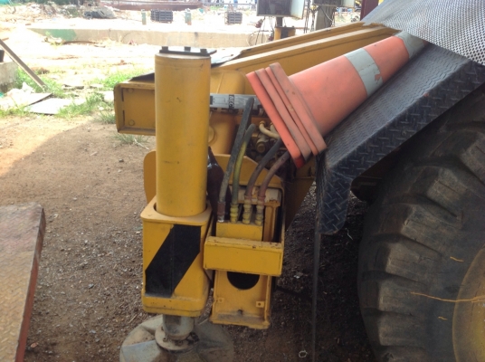 รถเครน ทาดาโน่ ๒๕๐ รถมีอุปกรณ์ครบ ไม่มีทะเบียน