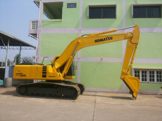 รถขุด KOMATSU PC200-6S รถสวยเฉียบทั้งคัน มีทะเบียนครบ ปล.