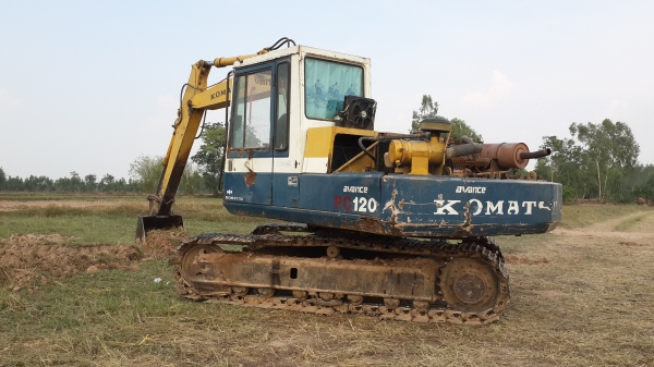 ขายด่วนแบคโฮKOMAT PC120-3สภาพพร้อมใช้งาน เครื่องเดิมแอร์เย็นขุดดินได้วันละ100-120เที่ยวโทร0843923995 ขายด่วนแบคโฮKOMAT PC120-3สภาพพร้อมใช้งาน เครื่องเดิมแอร์เย็นขุดดินได้วันละ100-120เที่ยวโทร0843923995