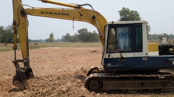 ขายด่วนแบคโฮKOMAT PC120-3สภาพพร้อมใช้งาน เครื่องเดิมแอร์เย็นขุดดินได้วันละ100-120เที่ยวโทร0843923995 ขายด่วนแบคโฮKOMAT PC120-3สภาพพร้อมใช้งาน เครื่องเดิมแอร์เย็นขุดดินได้วันละ100-120เที่ยวโทร0843923995