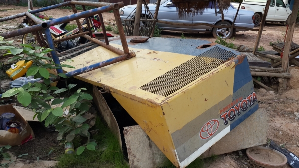 ขายด่วนแบคโฮKOMAT PC120-3สภาพพร้อมใช้งาน เครื่องเดิมแอร์เย็นขุดดินได้วันละ100-120เที่ยวโทร0843923995