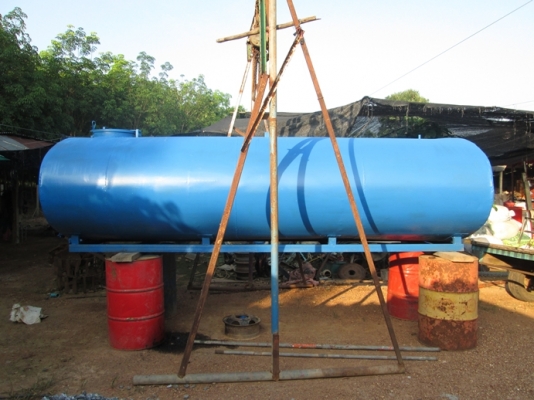 ขายแท๊งน้ำ       ขนาด   8-9000 ลิตร