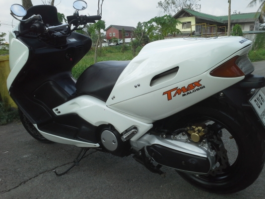 YAMAHA TMAX500cc.สำเนาทะเบียนต่อภาษีได้เครื่องแน่นของแต่งเต็มลำ
