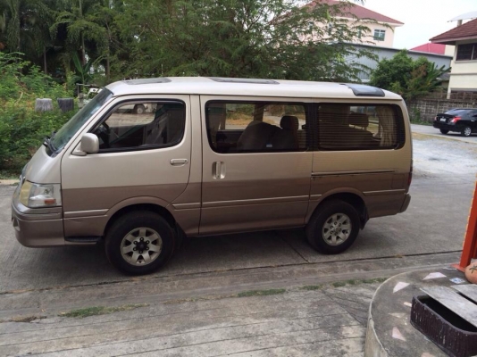 ขายลงขายรถให้ด้วย toyota super custom 4wd