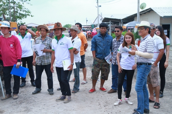 3 พ.ค 57 ยิ่งใหญ่กว่าเดิม งานประมูลเครื่องจักรกลการเกษตรมือสองที่ใหญ่ที่สุด