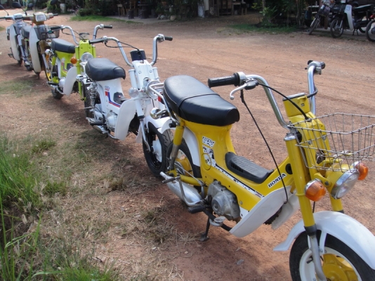 ขาย ชาลี เครื่องเดิม ( ทำสีใหม่ ) มีให้เลือก 3 คัน ขาย ชาลี เครื่องเดิม ( ทำสีใหม่ ) มีให้เลือก 3 คัน