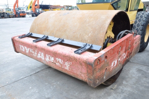 รถบดสั่นสะเทือนDYNAPAC CA250D นำเข้าจากยุโรป