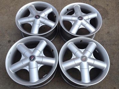 แม็กซ์นอก อิตาลีแท้ ขนาด 15 นิ้ว กว้าง 7 ET35 4รู100 ครับ ตจว ส่งได้