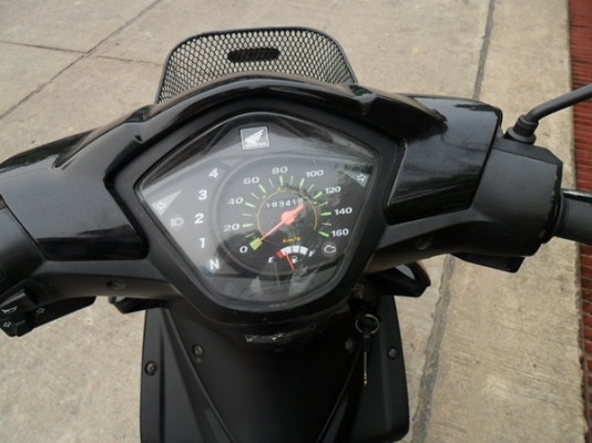 Honda wave 110i เครื่องดีเดิมๆวิ่งน้อย สภาพสวย เอกสารพร้อมโอน Honda wave 110i เครื่องดีเดิมๆวิ่งน้อย สภาพสวย เอกสารพร้อมโอน