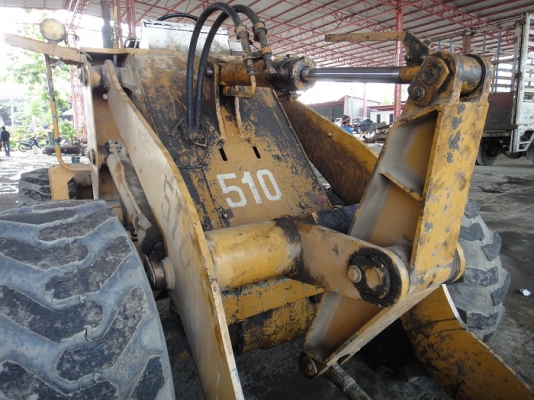 รถตัก Komatsu 501 เอวอ่อนคล่องตัว รถตัก Komatsu 501 เอวอ่อนคล่องตัว