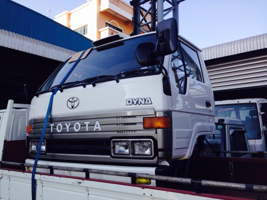 หัวเก๋ง Toyota Dyna