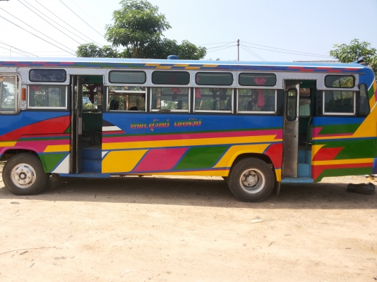 รถเมล์เล็ก hino เครื่อง 6BD พวงมาลัยเพาเวอร์ รถพร้อมใช้งาน