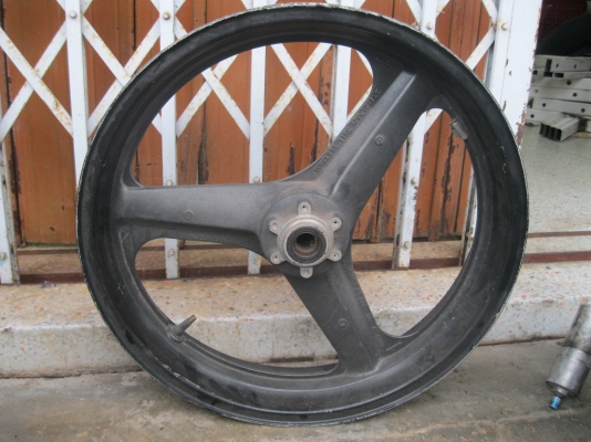 ขายเหมายกชุด....7000 บาทหรือแลกยางเบอร์200ครับ...