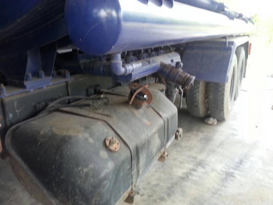 ขายรถน้ำมัน10ล้อ1เพลา เครื่อง195แรงเครื่องดี แคชซีสวย เอกสารพร้อมโอน