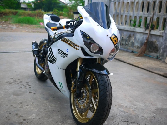 ขายcbr400ทะเบียนเครื่องสดมากของเเต่งเต็มแฟร์ลิ่งcbr1000 ขายcbr400ทะเบียนเครื่องสดมากของเเต่งเต็มแฟร์ลิ่งcbr1000