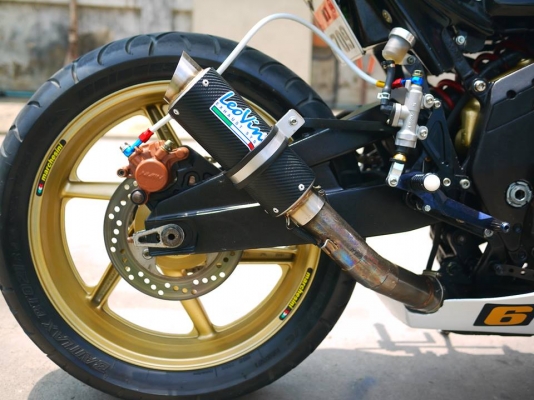 ขายcbr400ทะเบียนเครื่องสดมากของเเต่งเต็มแฟร์ลิ่งcbr1000 ขายcbr400ทะเบียนเครื่องสดมากของเเต่งเต็มแฟร์ลิ่งcbr1000