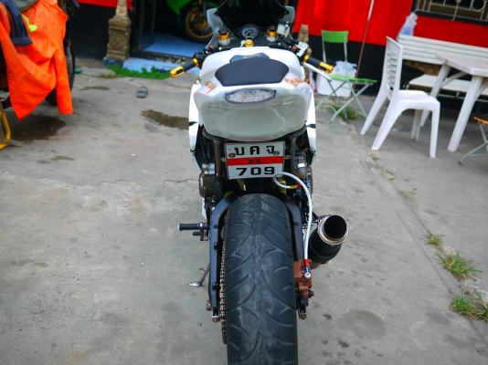 ขายcbr400ทะเบียนเครื่องสดมากของเเต่งเต็มแฟร์ลิ่งcbr1000 ขายcbr400ทะเบียนเครื่องสดมากของเเต่งเต็มแฟร์ลิ่งcbr1000