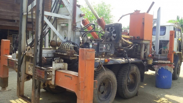 ขายรถเจาะบ่อบาดาล-เจาะหินวางตอหม้อ