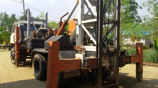 ขายรถเจาะบ่อบาดาล-เจาะหินวางตอหม้อ