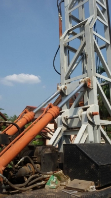 ขายรถเจาะบ่อบาดาล-เจาะหินวางตอหม้อ