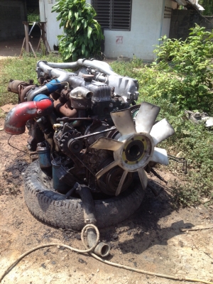 ขายเครื่องยนต์นิสสัน PE ท่ออ้อม