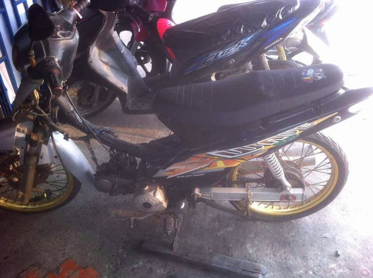 ขาย เวฟ 110  มีทะเบียนโอน ราคาถูกๆ 8,000 สนใจ 086-1013744