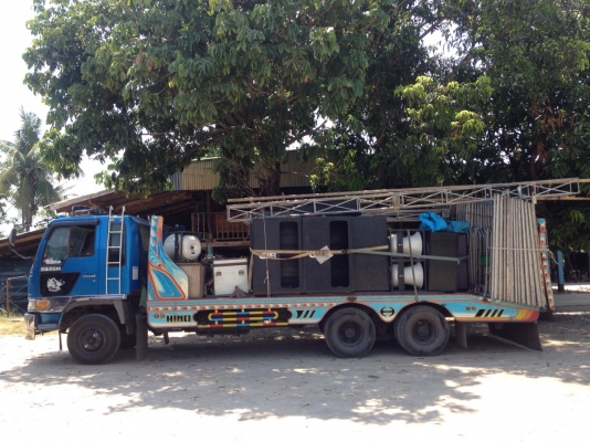 ขาย  HINO สิบล้อเทนเลอร์ คร๊าบ