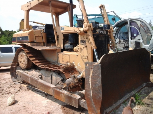 Catterpillar D6H ตีนไก่ เก่านอกใช้น้อยสภาพเต็ม เกียร์ทอค พร้อมลุย Catterpillar D6H ตีนไก่ เก่านอกใช้น้อยสภาพเต็ม เกียร์ทอค พร้อมลุย