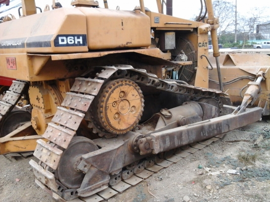Catterpillar D6H ตีนไก่ เก่านอกใช้น้อยสภาพเต็ม เกียร์ทอค พร้อมลุย Catterpillar D6H ตีนไก่ เก่านอกใช้น้อยสภาพเต็ม เกียร์ทอค พร้อมลุย