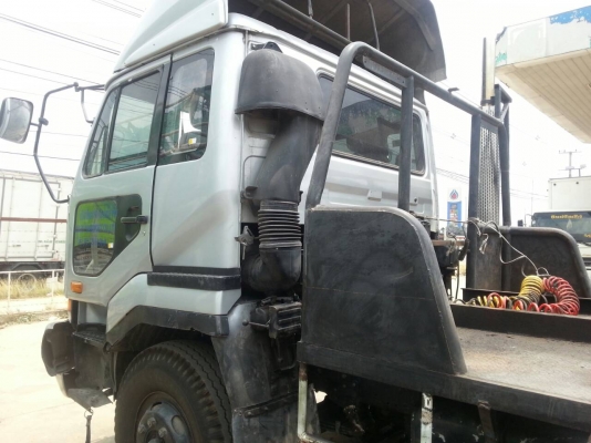 nissan 350 Hp หัวลาก สภาพสวย ยางดี คัสซีสวย nissan 350 Hp หัวลาก สภาพสวย ยางดี คัสซีสวย