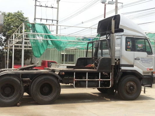 nissan 350 Hp หัวลาก สภาพสวย ยางดี คัสซีสวย nissan 350 Hp หัวลาก สภาพสวย ยางดี คัสซีสวย