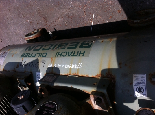 ปั๊มลม hitachi