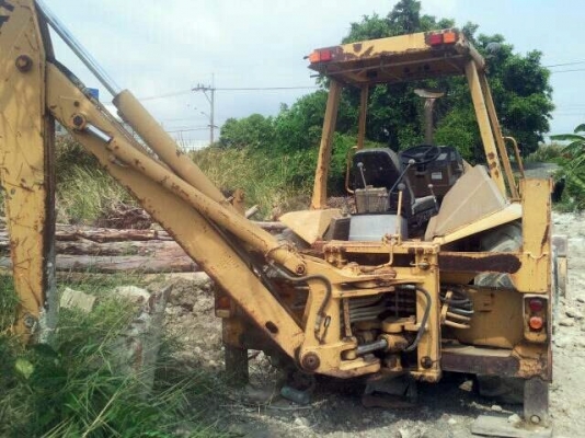 CAT หน้าตัก-หลังขุด CAT หน้าตัก-หลังขุด