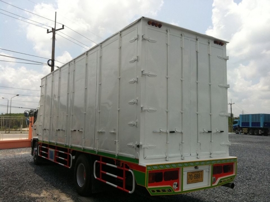 HINO MEGA FG  6 ล้อ ตู้บรรทุก 10 บาน
