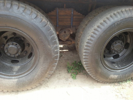 Hino F17 2 เพลา เครื่อง EH700 มีสโลกลาง คัสซีสวย ยางดี Hino F17 2 เพลา เครื่อง EH700 มีสโลกลาง คัสซีสวย ยางดี