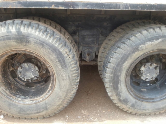 Nissan 10 ล้อ 2 เพลา ยาวพิเศษ 7.5 m พื้นเรียบ พร้อมเครน เฟอรารี้ 6 T Nissan 10 ล้อ 2 เพลา ยาวพิเศษ 7.5 m พื้นเรียบ พร้อมเครน เฟอรารี้ 6 T