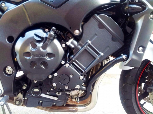 ต้ำพระราม2ขายYAMAHA FZ1 ปี2009 เอกสารทะเบียนโอนนอก รถวิ่งมา5XXXโล เท่านั้นครับสภาพป้ายแดง