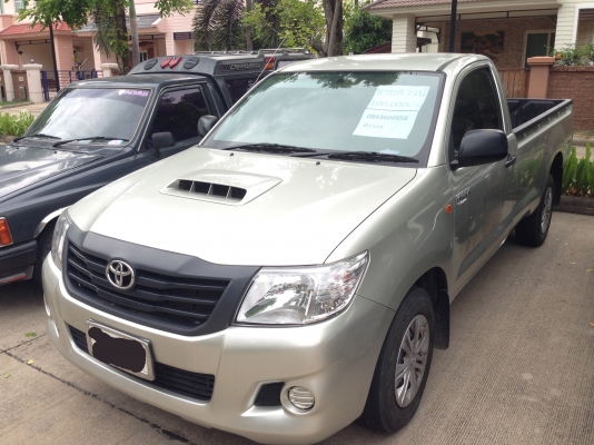 ขายดาวน์รถกะบะตอนเดียว Toyota Hilux Vigo 2.5 ปี2013หรือเงินสด 400,000บาท